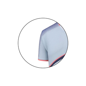 Ensemble de tennis unisexe 2 pièces en polyester 100 % écologique, anti-humidité, avec impression de logo personnalisé sur le devant, extensible dans les 4 sens - Product Image 6