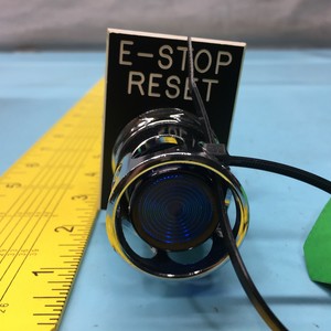 Interrupteur d'arrêt d'urgence lumineux TRANS 0250-701462 - Équipements et pièces semi-conductrices de renommée mondiale à confiance chez - Product Image 1