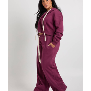 Conjunto de otoño casual y cómodo de felpa francesa con bordado, compuesto por sudadera corta con cremallera de corte holgado y pantalones de pierna ancha con puños acanalados a juego. - Product Image 2