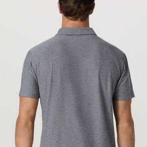 Camiseta Moderna con Logotipo para Hombre, Diseño con Cuello Plegable, Estilo Casual y Moderno para la Colección de Verano / Diseño de Color Sólido con Logotipo - Product Image 6