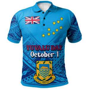 Polo pour homme bleu à motif floral polynésien, manches courtes, 100% polyester, coupe classique, design décontracté avec imprimé - Product Image 2
