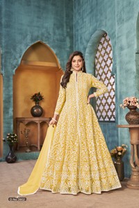 Traje Anarkali Moderno Bordado y Semisellado para Fiestas, Bodas y Diwali - Product Image 4