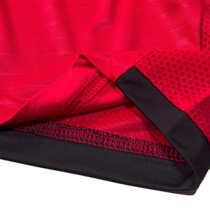 Tenue de football sportive, tissu léger, design confortable, parfaite pour le jeu en extérieur et les entraînements quotidiens - Product Image 5
