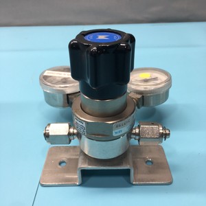 Régulateur VERIFLO TDR450W4PVCR, 120941 - Équipements et pièces semi-conductrices d'occasion fiables à l'échelle mondiale chez - Product Image 3