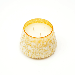 Vela Aromática Pastel Whisper en Amarillo, Categoría de Producto Premium - Product Image 4