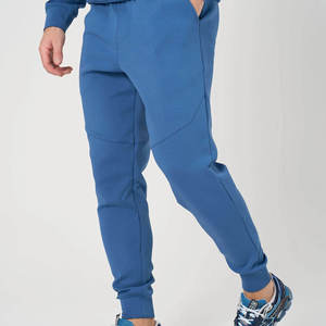 Ensemble de survêtement deux pièces slim fit pour homme, ensemble jogging OEM ODM, tenue d'entraînement à capuche, couleur unie, imprimé automne, vêtements de sport pour homme - Product Image 3