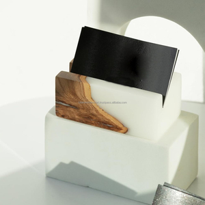 Porte-cartes en bois d'acacia poli léger, logo personnalisé de luxe, couleur personnalisée, étui pour cartes de visite, porte-nom par FWE - Product Image 3