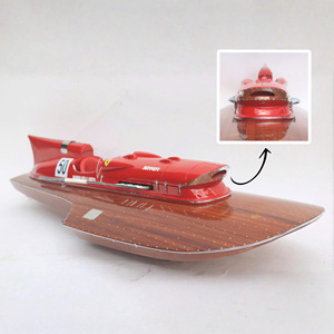 Modelo de hidroavión FERRARI en madera natural con acabado pulido, hecho a mano en Italia, para coleccionistas. - Product Image 1