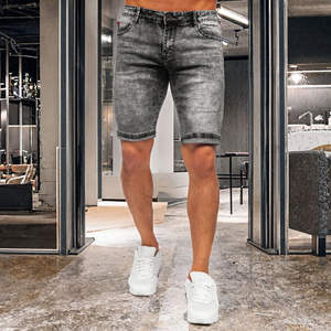 Shorts en jean gris pour hommes, coupe droite, style streetwear, avec étiquette en cuir personnalisée, en denim épais - Product Image 6