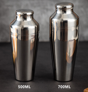 Shaker à cocktails en acier inoxydable avec une conception de durabilité optimale pour des présentations de cocktails parfaites - Product Image 4
