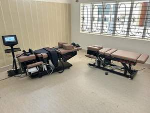 Table de décompression avancée de qualité supérieure, électrique, réglable en hauteur, pour thérapie chiropratique et traitement de la colonne vertébrale – Fabricant et fournisseur - Product Image 6