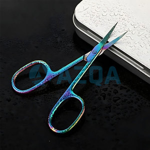 Tijeras Profesionales para Cutículas de Acero Inoxidable con Recubrimiento de Titanio Multicolor y Cuchillas Curvas Ultra Afiladas - Product Image 6