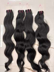 Extensiones de Cabello Virgen Indio Natural Liso 100% Sin Procesar con Puntas Gruesas y Bajo MOQ - Product Image 4