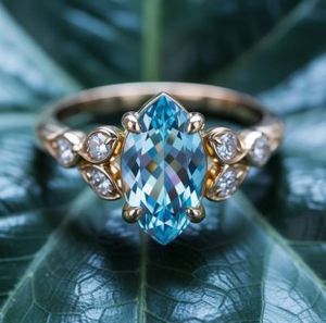 Anillo de Topacio Azul Corte Marquesa en Plata de Ley 925 Chapado en Oro, Anillo de Lujo con Piedra Preciosa para Mujer, Regalo de Boda o Compromiso - Product Image 2