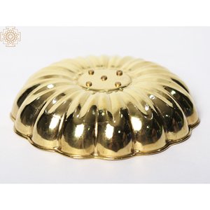 Support de diffuseur d'encens et d'aromathérapie en laiton de 4 pouces fait à la main - Product Image 2