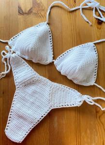 Ensemble de bikini au crochet fait main - Maillot de bain en coton blanc - Vêtements de plage - Product Image 2