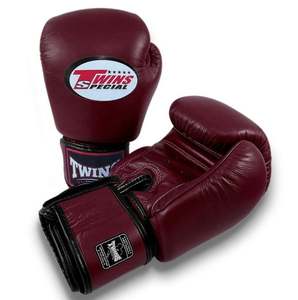 Guantes de Boxeo de Cuero con Diseño Personalizado - Agarres Ligeros para Entrenamiento de Sanda al Aire Libre con Color Personalizado - Product Image 4