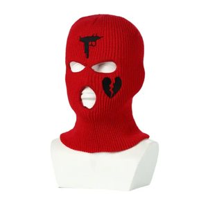 Gorro de punto tipo pasamontañas con bordado de pistola y corazón roto, unisex, para adultos, gorro de invierno de 56-58 cm, estilo urbano, informal. - Product Image 3