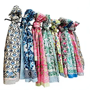 Pareo de algodón estampado a mano, estilo bohemio, ligero, para la playa, pareo de verano, ecológico, hecho a mano. - Product Image 4