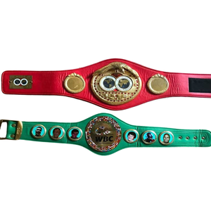 Nouvelle ceinture de championnat de boxe WBC rouge et verte de qualité supérieure avec emblème doré et design unique, ceinture de titre en cuir premium pour collectionneur - Product Image 3