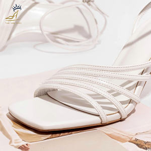 Sandales à lanières à bout carré, talons hauts de 9 cm, en PU, collection été, fabrication vietnamienne, marque privée - Product Image 5