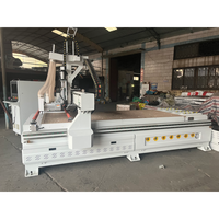 Routeur CNC d'enchères pour machine de gravure et de découpe CNC à quatre processus faciles à utiliser