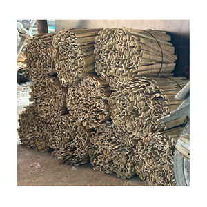 Palos de bambú divididos de alta demanda para uso artesanal y agrícola - Product Image 5