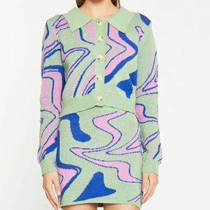 Stock usine Hiver Pull cardigan en laine cachemire pour femme, tricoté à fleurs au crochet, à manches longues - Product Image 1