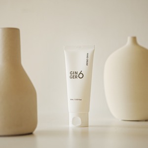 Crème pour les mains anti-âge végane avec extrait de gingembre et acide hyaluronique, hydratant à absorption rapide pour tous types de peau, crème pour les mains végane - Product Image 5