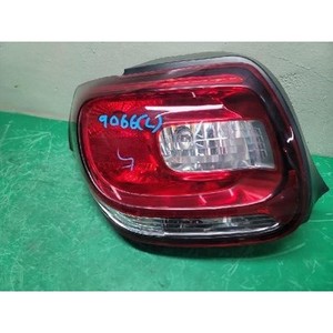 Feu arrière gauche d'occasion Citroën C5 980841588000 - Product Image 2