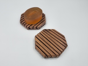 Porte-savon en bois naturel |   Porte-savon auto-drainant fait main |   Accessoires de salle de bain durables |   Fabricant OEM - Product Image 6