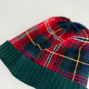 ODM OEM Bonnet d'hiver unisexe en tricot jacquard Bonnet doux à la mode Ski à revers avec motif à carreaux pour le voyage - Product Image 4