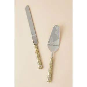 Elegante Juego de Metal para Servir Pasteles y Quesos, Ideal para Catering y Cenas Formales, con una Superficie Elegante y Atemporal, Resistente y Duradero - Product Image 3