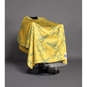 ผ้าคลุมตัดผมแบบใช้แล้วทิ้ง ผลิตตามสั่ง เป็นมิตรกับสิ่งแวดล้อม น้ำหนักเบา แห้งเร็ว กันน้ำ พร้อมโลโก้ตามสั่ง - Product Image 5