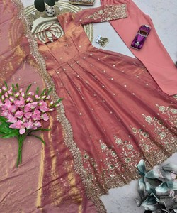 Women Silk Salwar Kameez <b>Ankle</b>-Length Traditional Wedding Outfit Dupatta Ready To Wear India Pakistan Style 85156 SAI-SSC-718 - Product Image 4