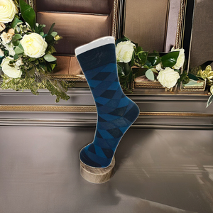 Chaussettes unisexes personnalisées en viscose de bambou et polyester-Respirantes, à séchage rapide et antidérapantes pour les mariages et les fêtes - Product Image 1