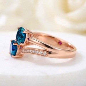 Bague de mariage en argent 925 plaqué or rose avec topaze bleue de Londres taille ronde, double pierre, bague de promesse, vente en gros - Product Image 2