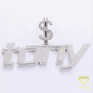 Pendentif John personnalisé élégant avec lettres recouvertes de pierres brillantes et détails de symboles décoratifs, bijoux de mode - Product Image 2