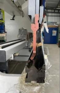 Machine de pliage hydraulique CNC optimale, outillage pour presse plieuse CNC, matrices multi-V, presses hydrauliques pour opérations de pliage de moules - Product Image 2