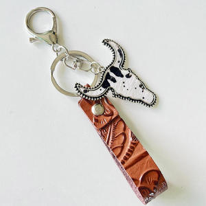Stylish Genuine Leather Keychain Unique Shape Luxury Car Keyring Personalized Custom Logo <b>Key</b> Holder Wholesale - Product Image 5