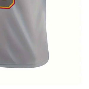 Maillot de lacrosse personnalisé pour homme, col en V, manches courtes, gris, rayures rouges et jaunes, respirant, en polyester, vêtements de sport, vente en gros OEM - Product Image 5