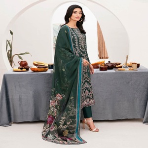 Non cousu en gros Ramsha indien-pakistanais Salwar Kameez 3 pièces costumes broderie lourde pur coton Design moderne ethnique - Product Image 6