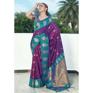 Sari de Seda Suave Morado Cálido de Elite Weaves con Zari Tejido en Contraste, Vestidos Elegantes para la Noche - Product Image 3