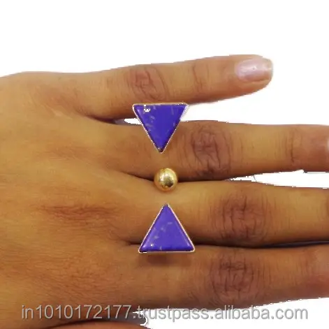 Anillo de dedo de doble fiesta con piedra azul triangular