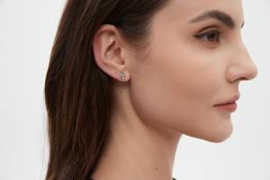 Pendientes de Oro de 14K con Diamante Azul en Forma de Corazón, Diamante Cultivado en Laboratorio, Pendientes de Cartílago Helix, Joyería Minimalista y Elegante, Regalo para Mujer - Product Image 4