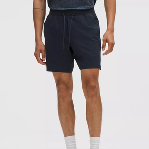 กางเกงขาสั้นผ้าแคนวาสผู้ชาย ระบายอากาศได้ดี โพลีเอสเตอร์/คอตตอน เอวยางยืดปานกลาง มีกระเป๋า ลายเรียบ สำหรับวิ่งและออกกำลังกาย - Product Image 2