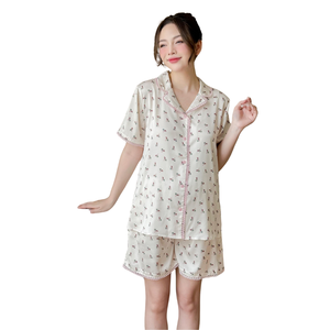Ensemble short en soie florale crème de haute qualité pour femmes enceintes et post-partum, design minimaliste, respirant, ne décolore pas, usage quotidien B639 - Product Image 1