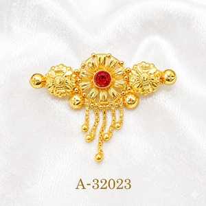 Broche Fleur Dorée MOLL JEWELLERS avec Pierre Zircon Rouge, Bijou Vintage en Alliage Plaqué Or pour Femme, Certifié par un tiers, Cadeau Tendance - Product Image 4
