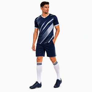 Uniforme de fútbol para jugadores, tela transpirable de primera calidad, ropa de equipo personalizable, equipaciones deportivas duraderas, diseño cómodo. - Product Image 6