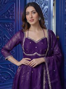 RICH LOOK Vestido Étnico de Seda con Bordado y Lentejuelas, con Dupatta, para Fiestas, Precio al por Mayor, En Stock, para Fiesta de Diwali - Product Image 2